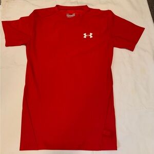 UNDER  ARMOUR. Men's Red Shirt. 
Size L